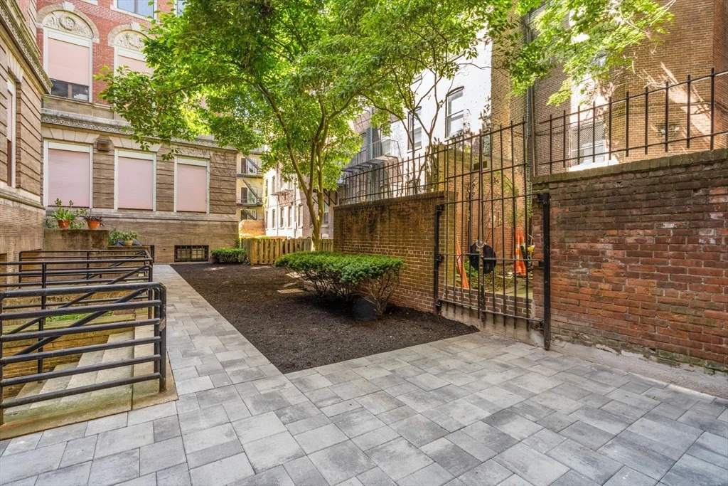 2 bed, 1 bath apartment for rent at 61 Prince St Unit 1B, North End — photo 16 of 22
