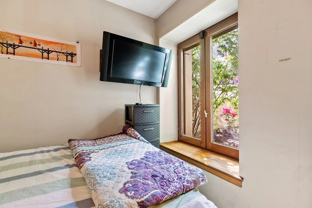 2 bed, 1 bath apartment for rent at 61 Prince St Unit 1B, North End — photo 14 of 22