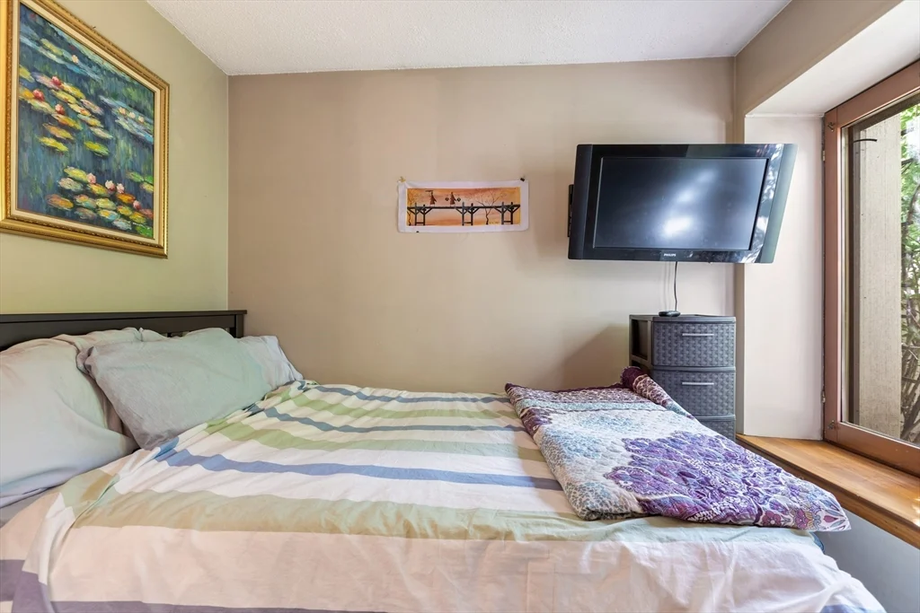 2 bed, 1 bath apartment for rent at 61 Prince St Unit 1B, North End — photo 13 of 22