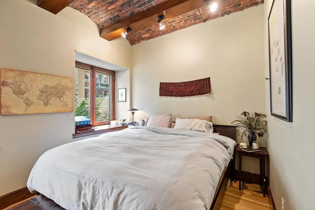 2 bed, 1 bath apartment for rent at 61 Prince St Unit 1B, North End — photo 10 of 22