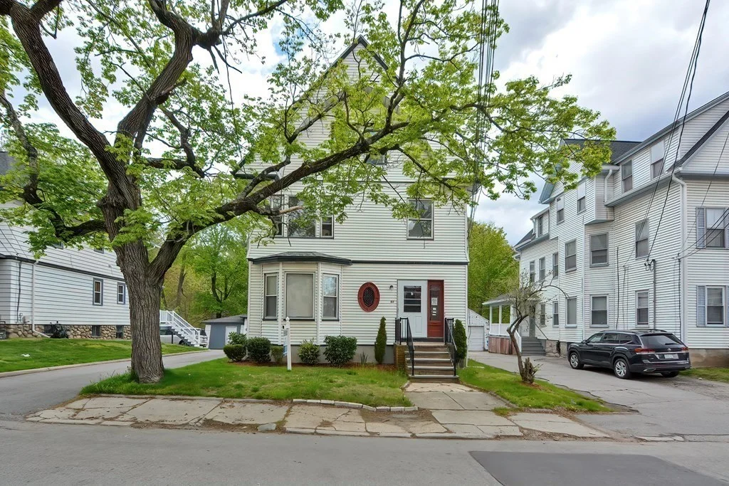 2 bed, 1 bath apartment for rent at 61 Prospect St Unit 1, Taunton — photo 1 of 10