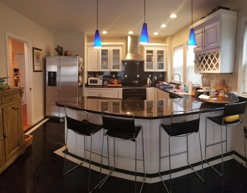 2 bed, 1 bath apartment for rent at 61 Putnam St Unit 1, Somerville — photo 2 of 12