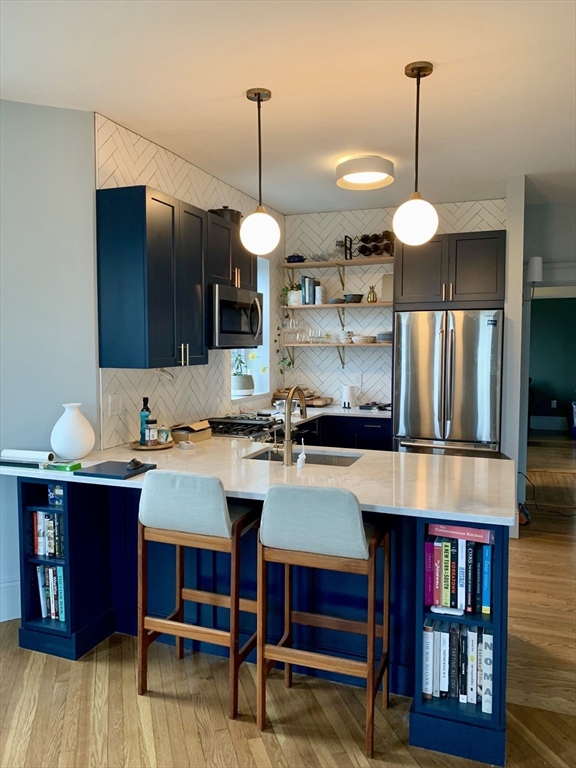 2 bed, 1 bath apartment for rent at 61 Quint Ave Unit 7, Allston — photo 2 of 6
