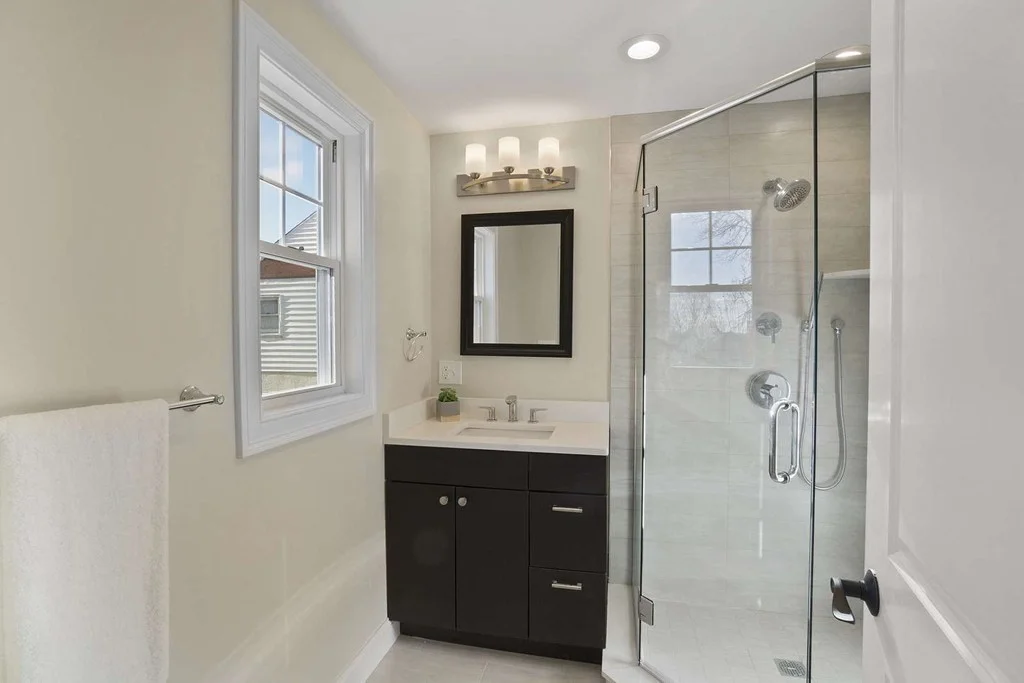 2 bed, 2 bath apartment for rent at 61-R Prescott St Unit 1, Union Square — photo 6 of 17