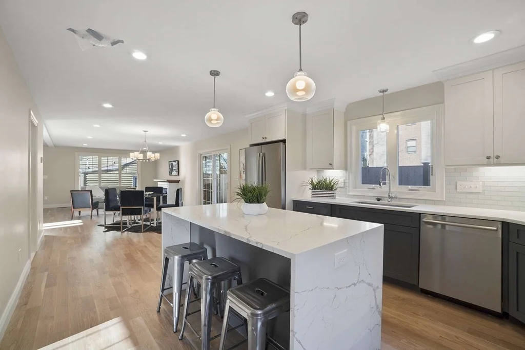 2 bed, 2 bath apartment for rent at 61-R Prescott St Unit 1, Union Square — photo 2 of 17