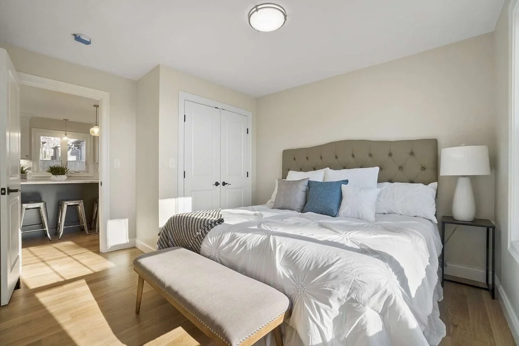 2 bed, 2 bath apartment for rent at 61-R Prescott St Unit 1, Union Square — photo 4 of 17