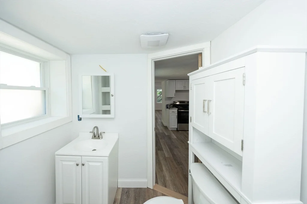 2 bed, 1 bath apartment for rent at 61 Rodney St Unit G, Worcester — photo 12 of 24