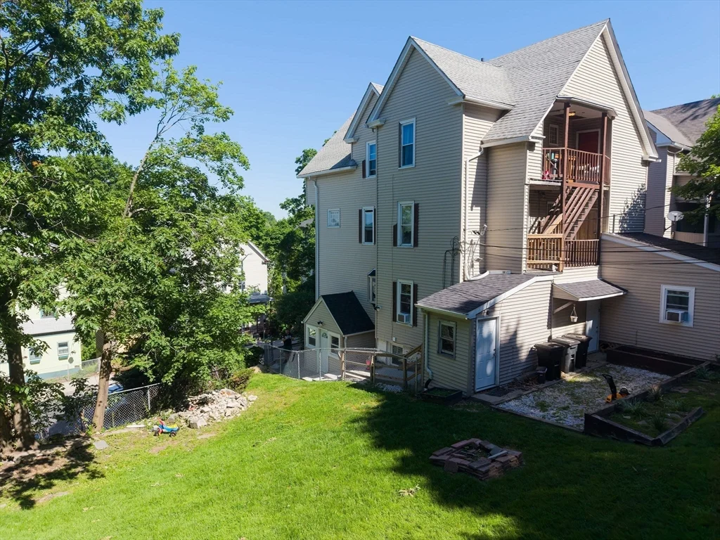 2 bed, 1 bath apartment for rent at 61 Rodney St Unit G, Worcester — photo 22 of 24