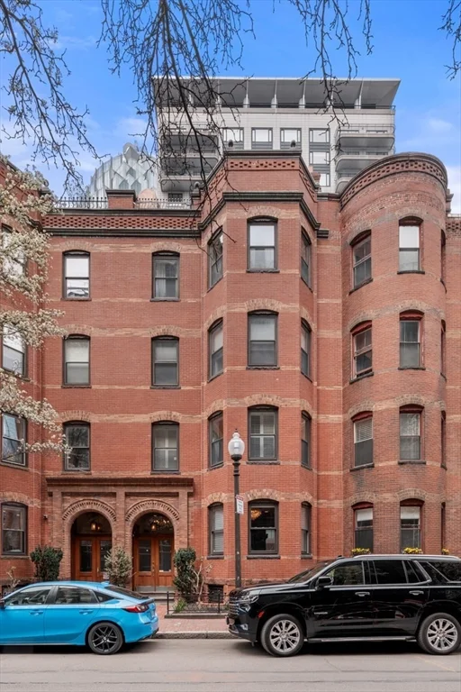 3 bed, 2 bath apartment for rent at 61 Saint Botolph St Unit 61, Back Bay — photo 40 of 42