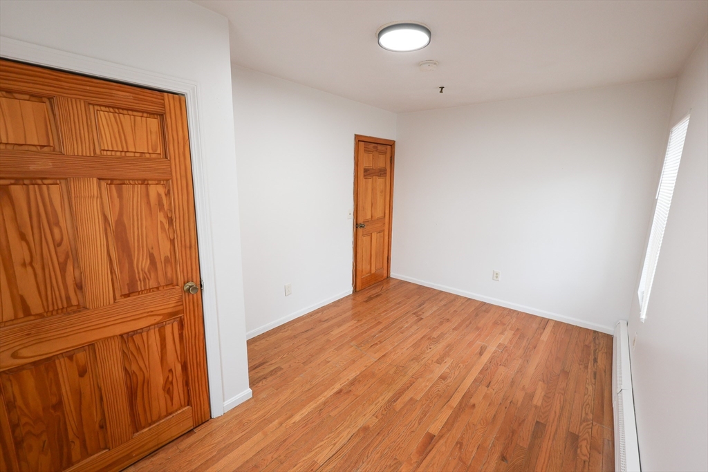 3 bed, 1 bath apartment for rent at 61 Saint James St Unit 3, Roxbury — photo 14 of 19