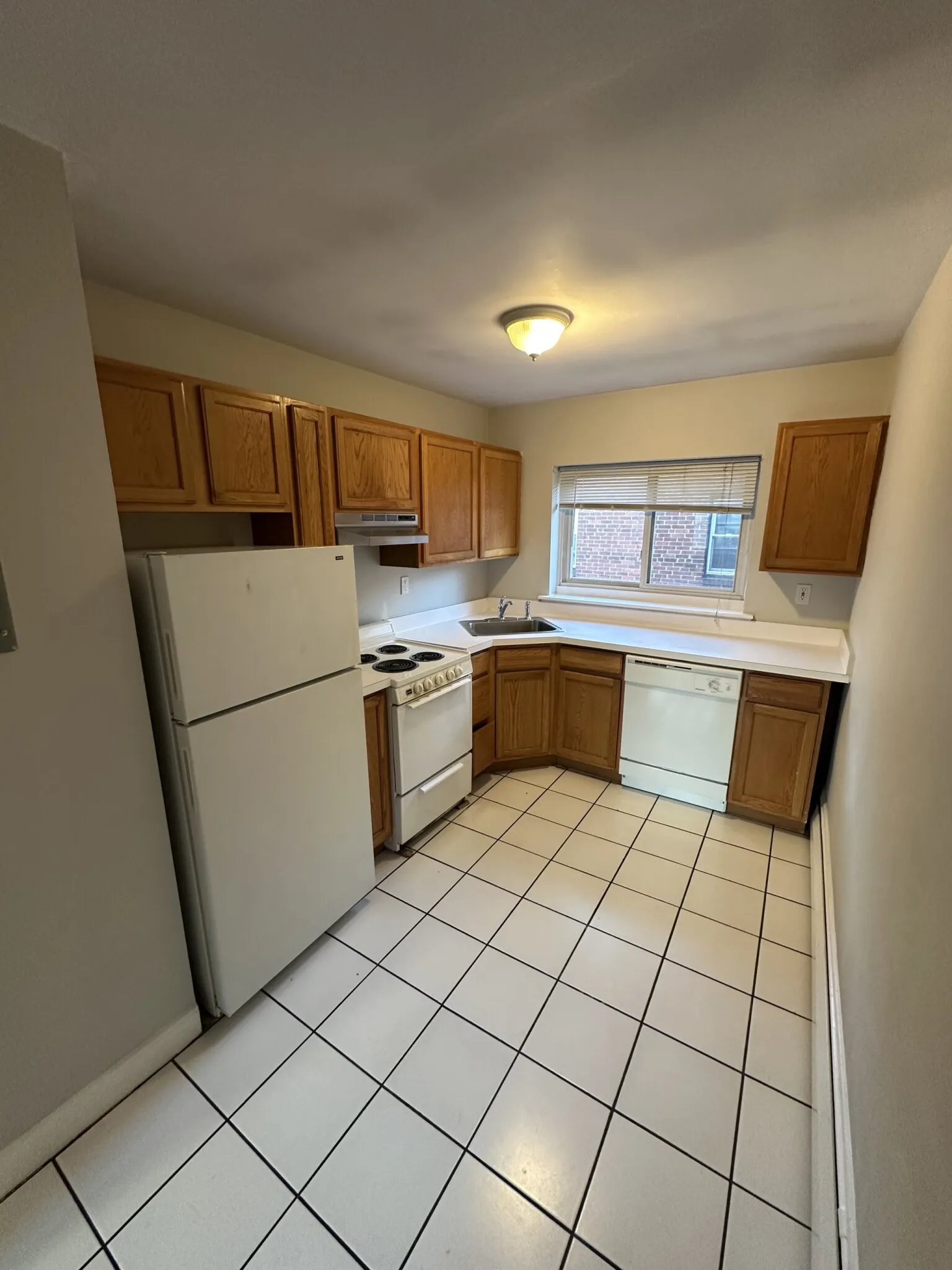 2 bed, 1 bath apartment for rent at 61 Selkirk Rd Unit 11, Brighton