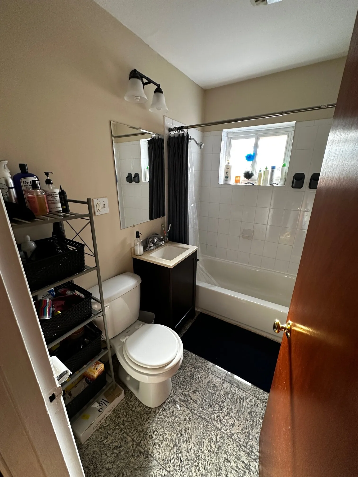 1 bed, 1 bath apartment for rent at 61 Selkirk Rd Unit 3, Brighton — photo 14 of 28
