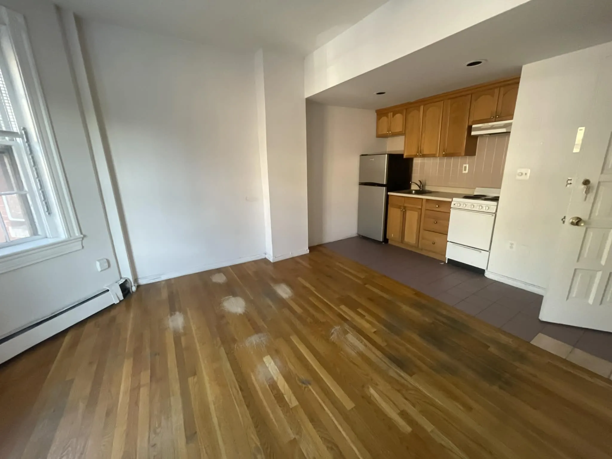 Studio bed, 1 bath apartment for rent at 61 South Huntington Ave Unit 1, Jamaica Plain