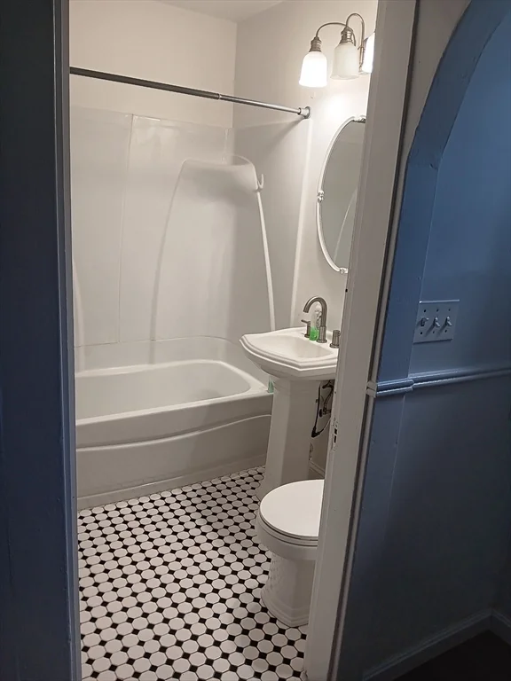 2 bed, 1 bath apartment for rent at 61 Spruce St Unit 1, North Abington — photo 10 of 25