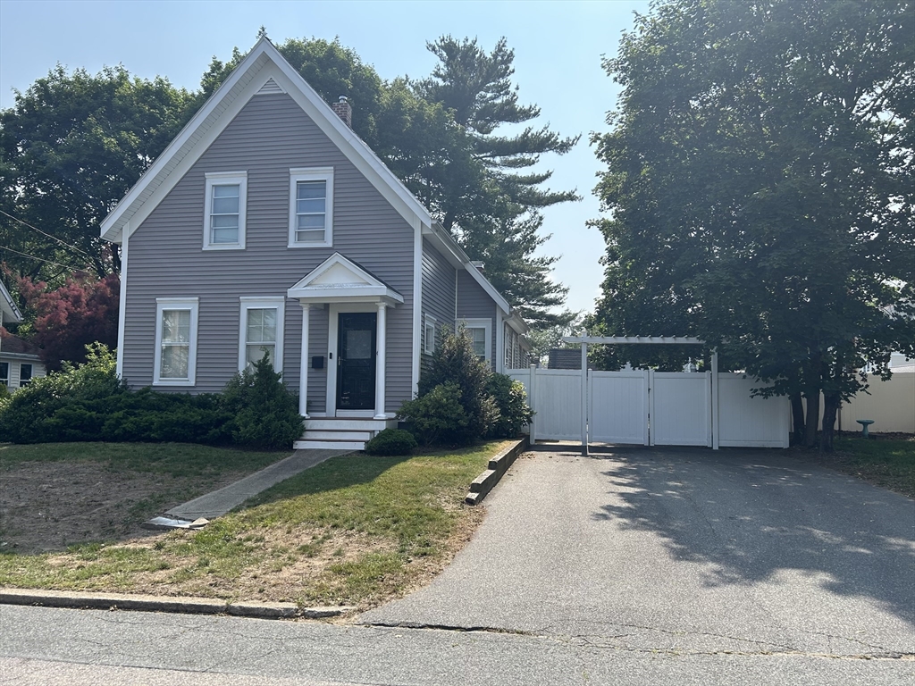 4 bed, 2 bath apartment for rent at 61 Stetson St, Whitman — photo 1 of 17