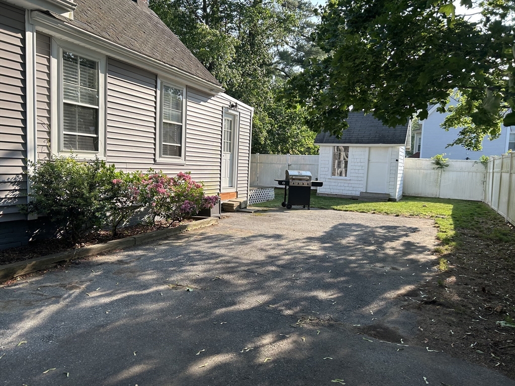 4 bed, 2 bath apartment for rent at 61 Stetson St, Whitman — photo 4 of 17