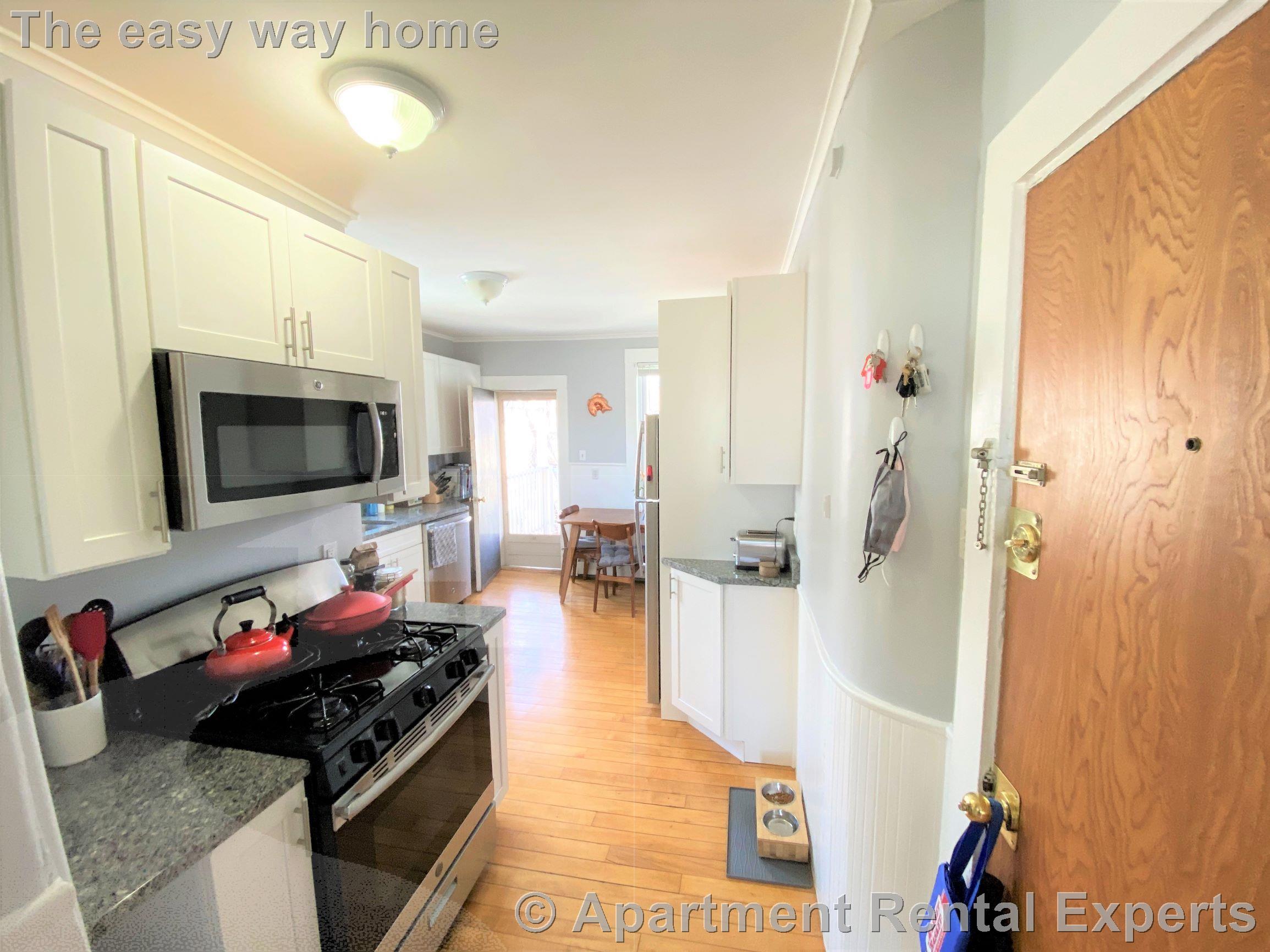 1 bed, 1 bath apartment for rent at 61 Summer St Unit 3, Union Square — photo 1 of 8