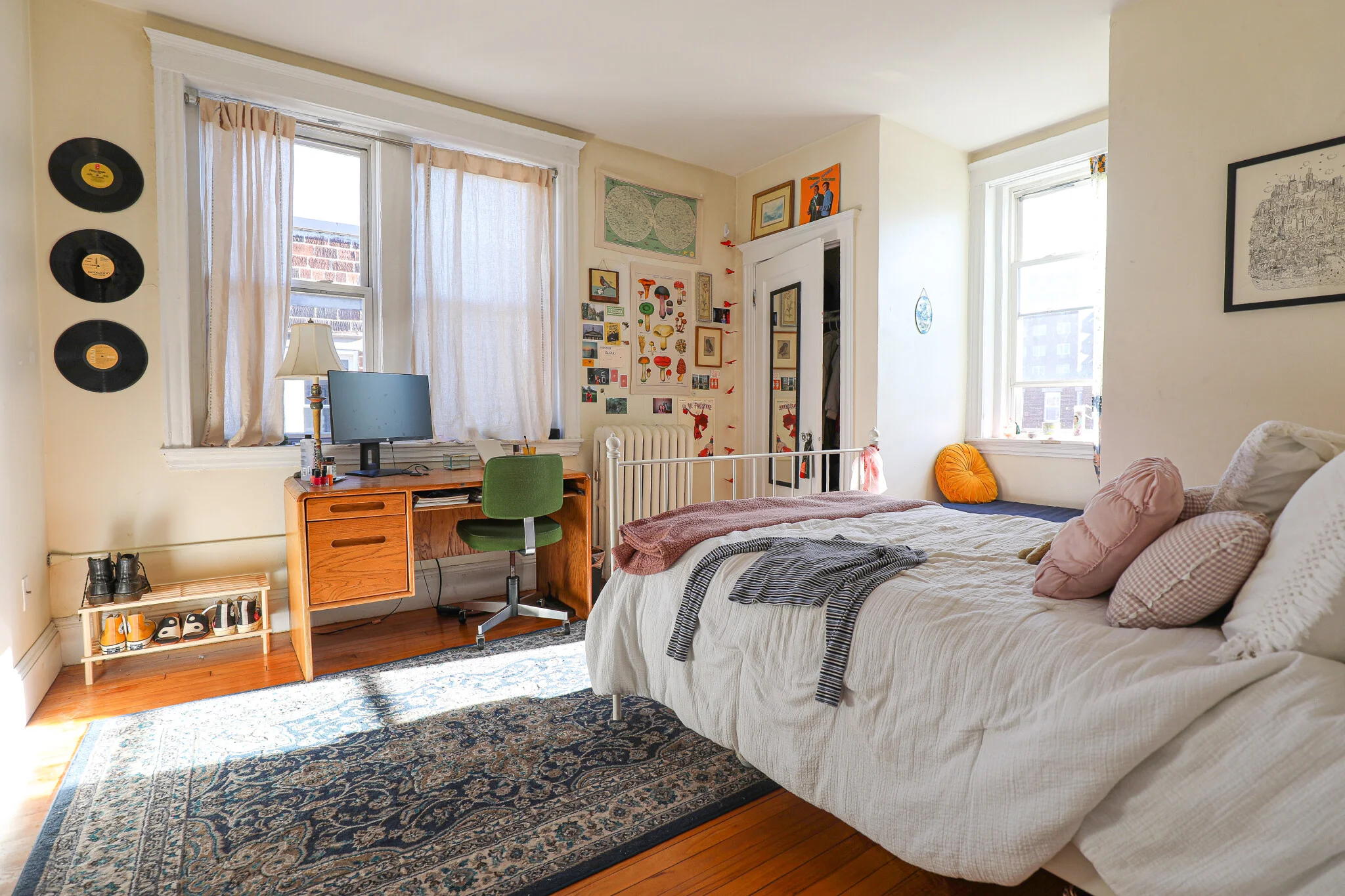 3 bed, 1 bath apartment for rent at 61 Thatcher St Unit 6, North Brookline — photo 4 of 6