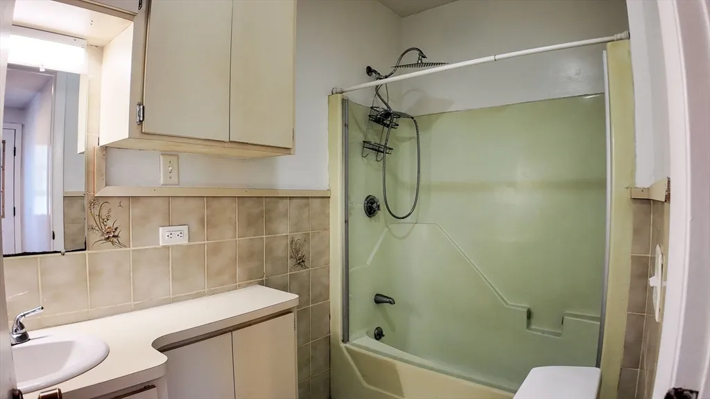 2 bed, 2 bath apartment for rent at 61 Thomas St Unit 1, Dedham — photo 14 of 17