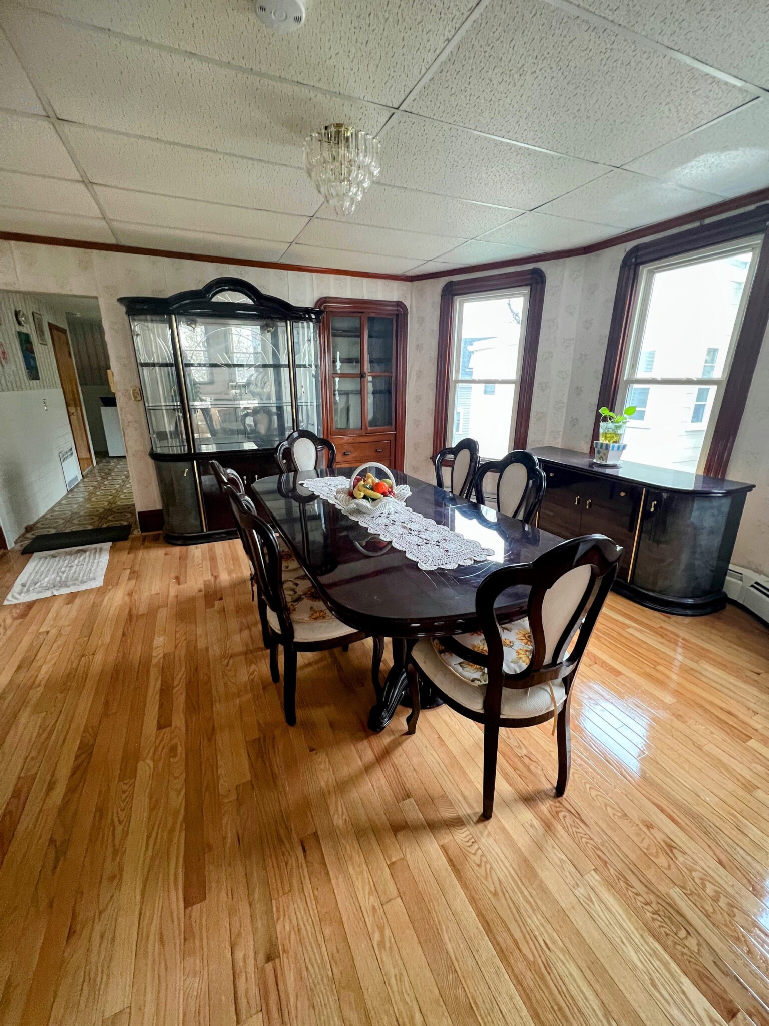 3 bed, 1 bath apartment for rent at 61 Tufts St Unit 2, East Somerville — photo 2 of 11