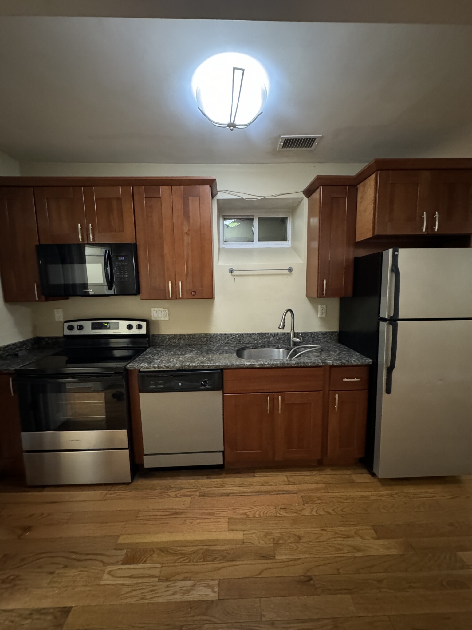 4 bed, 2 bath apartment for rent at 61 Wait St Unit 1, Mission Hill — photo 2 of 23