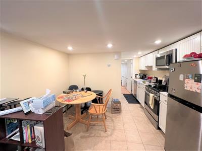 1 bed, 1 bath apartment for rent at 61 Walden St Unit 1, Neighborhood Nine — photo 3 of 18