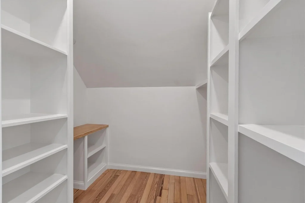 4 bed, 3 bath apartment for rent at 61 Warren St Unit 2, West Medford — photo 31 of 41