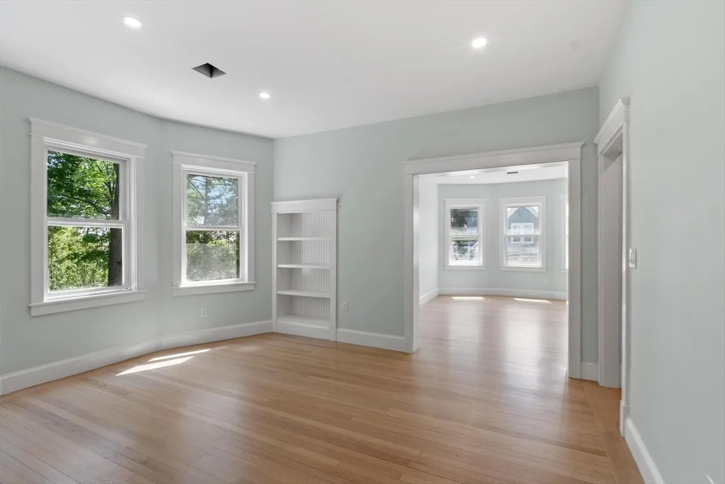4 bed, 3 bath apartment for rent at 61 Warren St Unit 2, West Medford — photo 36 of 41