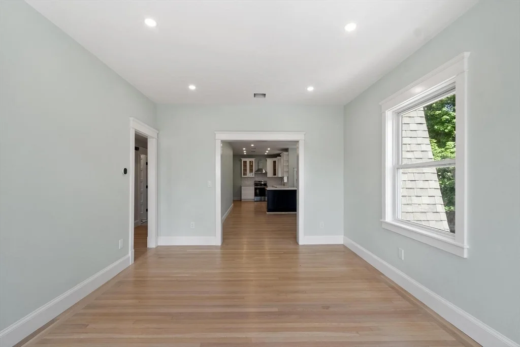 4 bed, 3 bath apartment for rent at 61 Warren St Unit 2, West Medford — photo 37 of 41