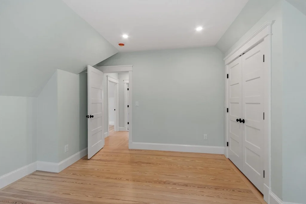4 bed, 3 bath apartment for rent at 61 Warren St Unit 2, West Medford — photo 34 of 41