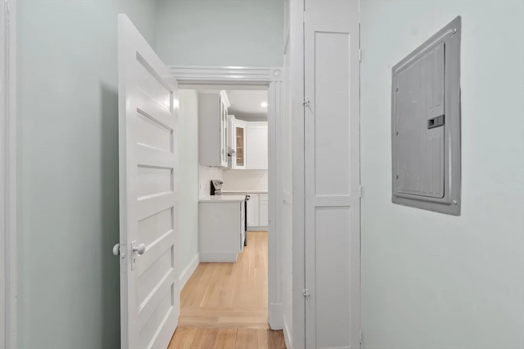 4 bed, 3 bath apartment for rent at 61 Warren St Unit 2, West Medford — photo 21 of 41