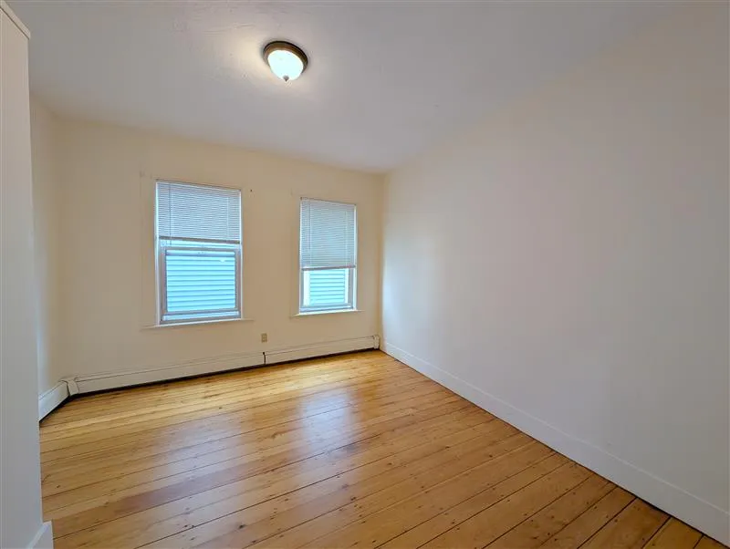 2 bed, 1 bath apartment for rent at 61 Webster Ave Unit 1r, Ward Two — photo 10 of 14