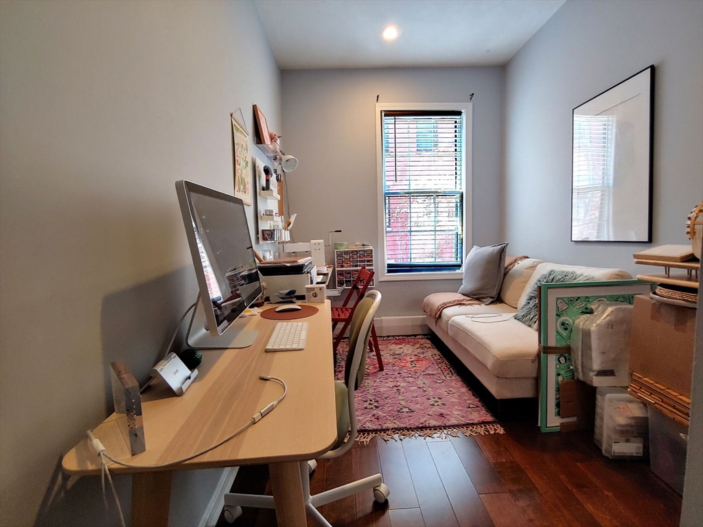 2 bed, 1 bath apartment for rent at 61 West Cedar St Unit 2, Beacon Hill — photo 19 of 37