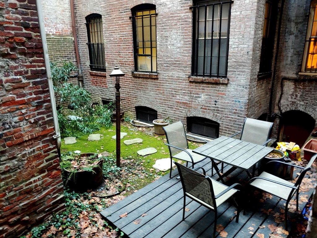 2 bed, 1 bath apartment for rent at 61 West Cedar St Unit 2, Beacon Hill — photo 28 of 37