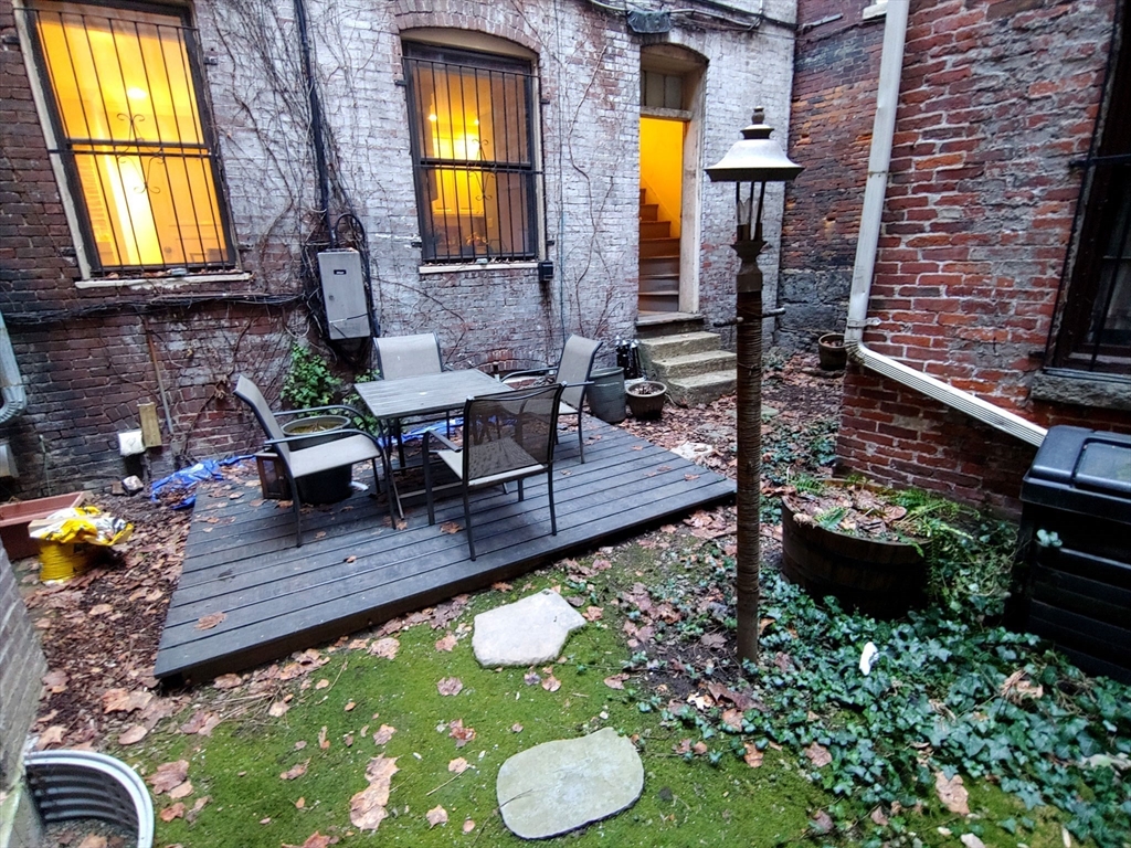 2 bed, 1 bath apartment for rent at 61 West Cedar St Unit 2, Beacon Hill — photo 30 of 37