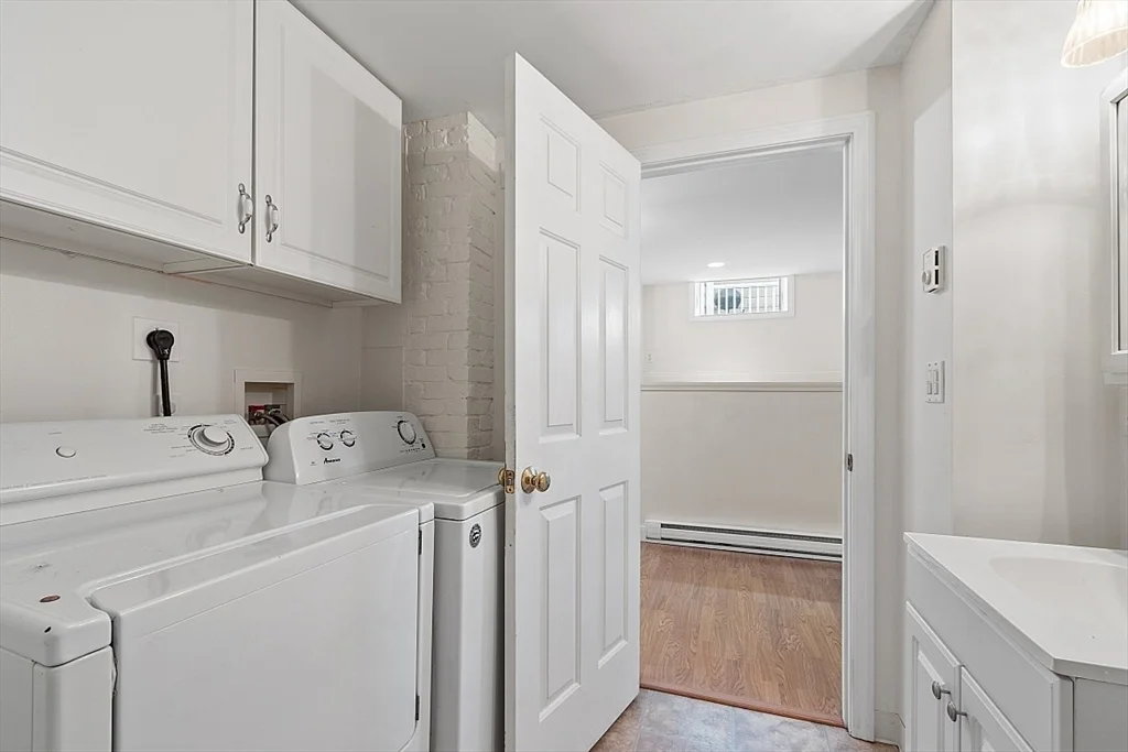 2 bed, 1 bath apartment for rent at 61 Western Ave Unit 1, Gloucester — photo 13 of 19