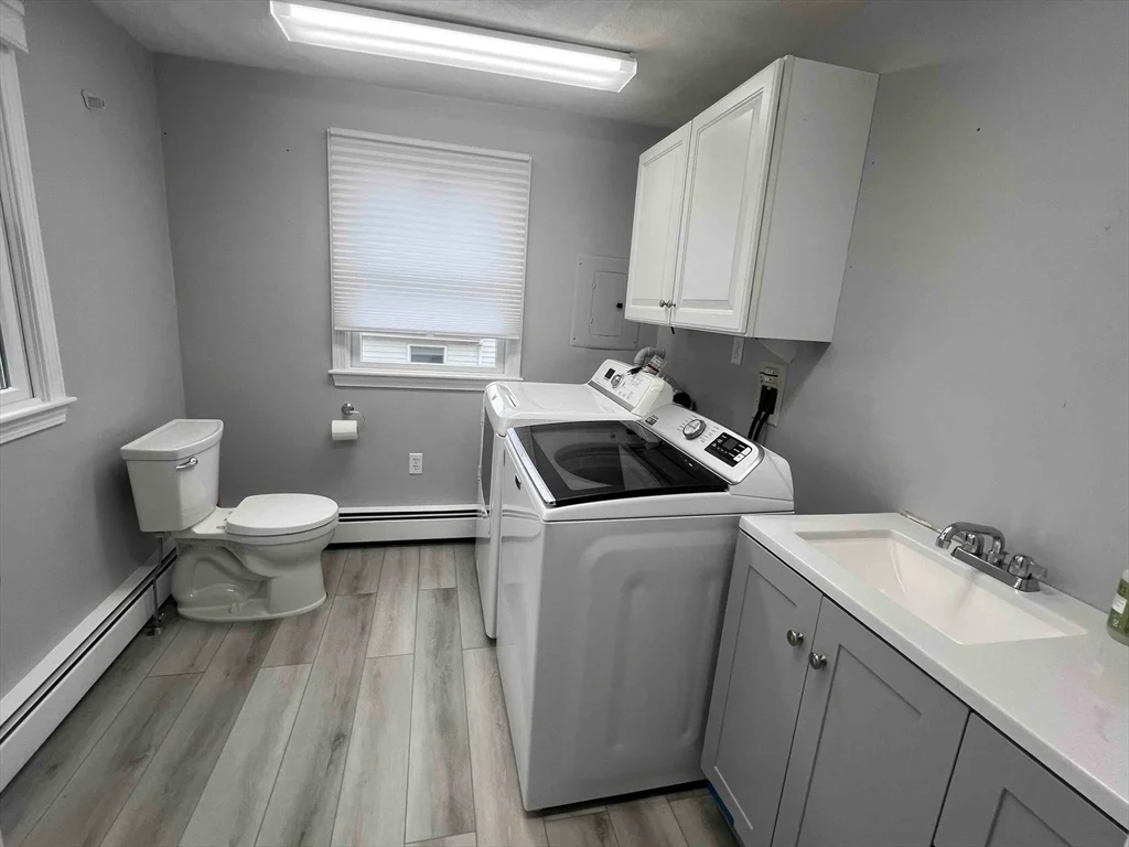 4 bed, 1 bath apartment for rent at 61 Wollaston Ave Unit 2, Arlington — photo 14 of 24