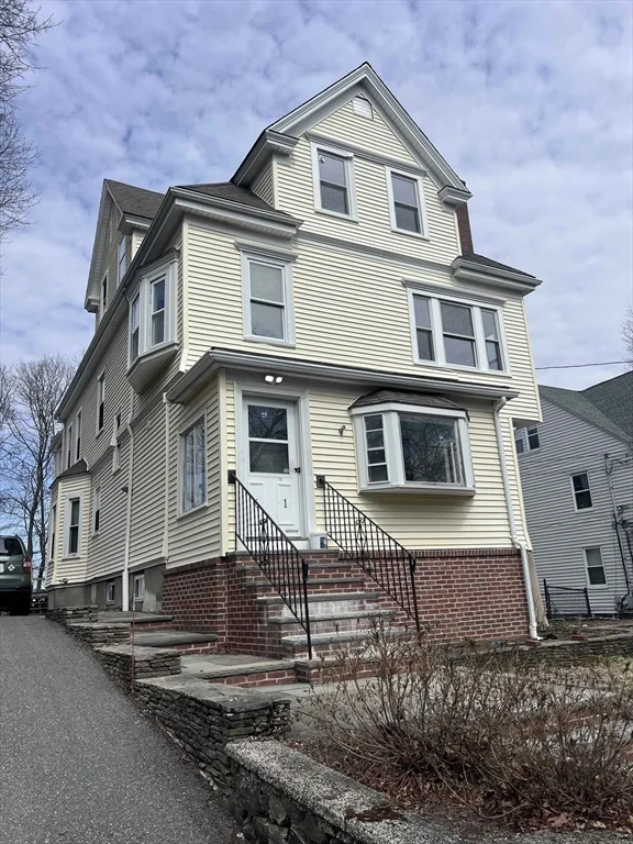 4 bed, 1 bath apartment for rent at 61 Wollaston Ave Unit 2, Arlington — photo 19 of 24