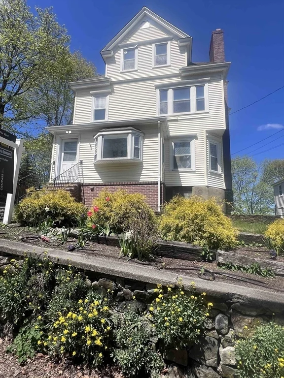 4 bed, 1 bath apartment for rent at 61 Wollaston Ave Unit 2, Arlington — photo 22 of 24