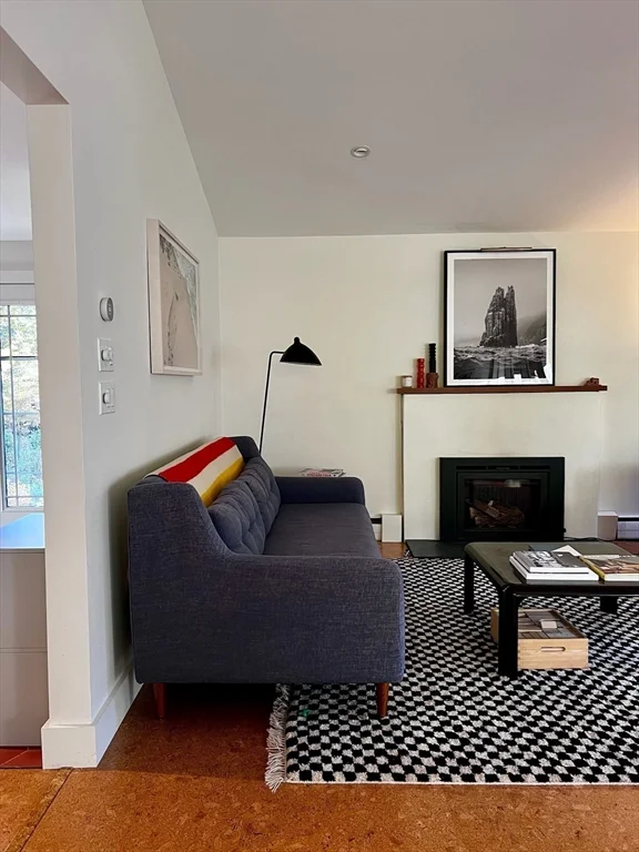 3 bed, 3 bath apartment for rent at 61 Woodland St, Sherborn — photo 12 of 29