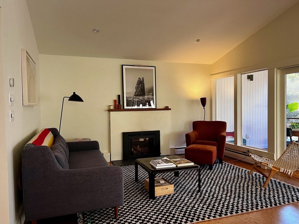 3 bed, 3 bath apartment for rent at 61 Woodland St Unit 61, Sherborn — photo 13 of 29