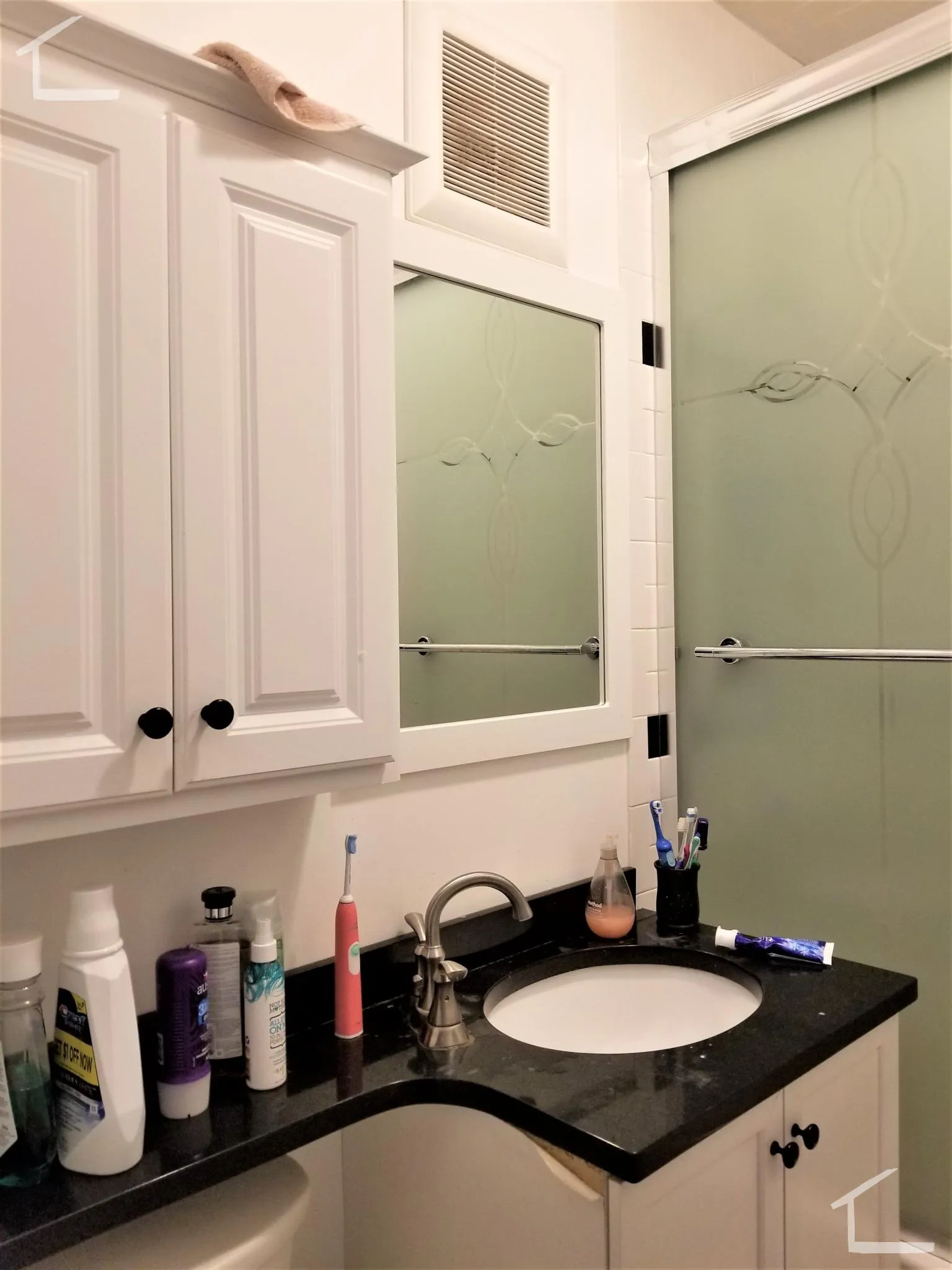 4 bed, 1 bath apartment for rent at 610 Columbus Ave Unit 3, Roxbury — photo 16 of 21