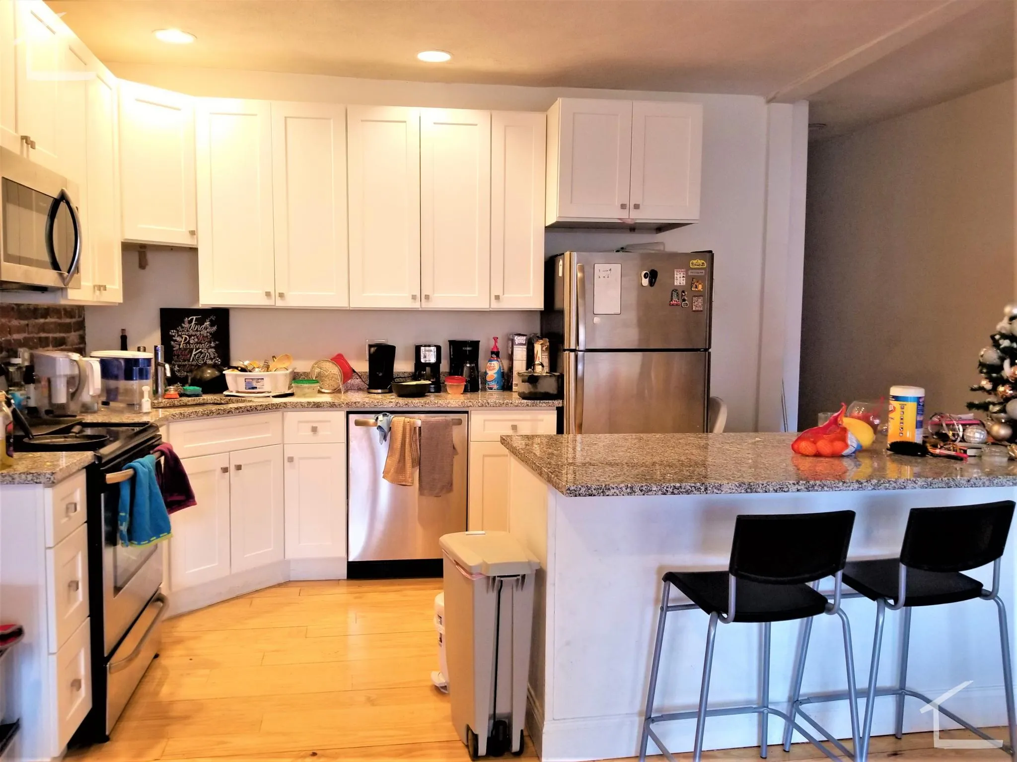 4 bed, 1 bath apartment for rent at 610 Columbus Ave Unit 3, Roxbury — photo 11 of 21