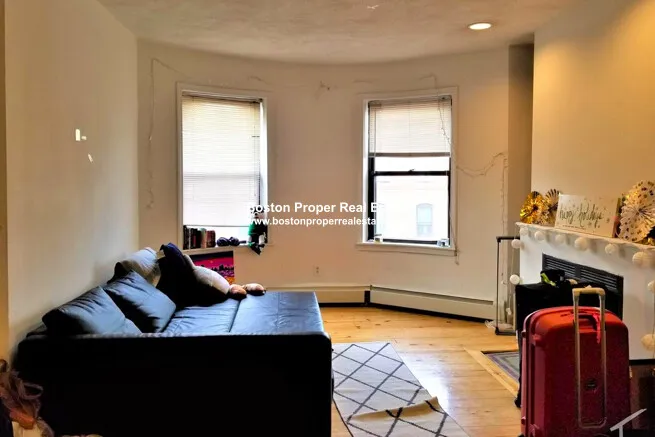 4 bed, 1 bath apartment for rent at 610 Columbus Ave Unit 5, South End — photo 7 of 10