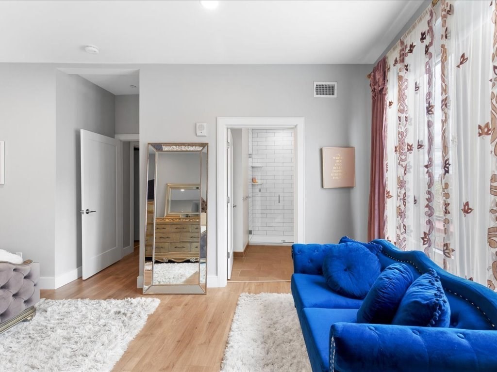 2 bed, 2 bath apartment for rent at 610 Rutherford Ave Unit 201, Charlestown — photo 16 of 26
