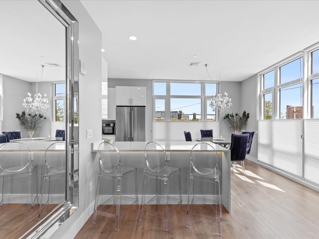 2 bed, 2 bath apartment for rent at 610 Rutherford Ave Unit 201, Charlestown — photo 2 of 26
