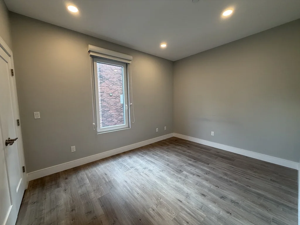 2 bed, 1 bath apartment for rent at 610 Rutherford Ave Unit 306, Charlestown — photo 6 of 15