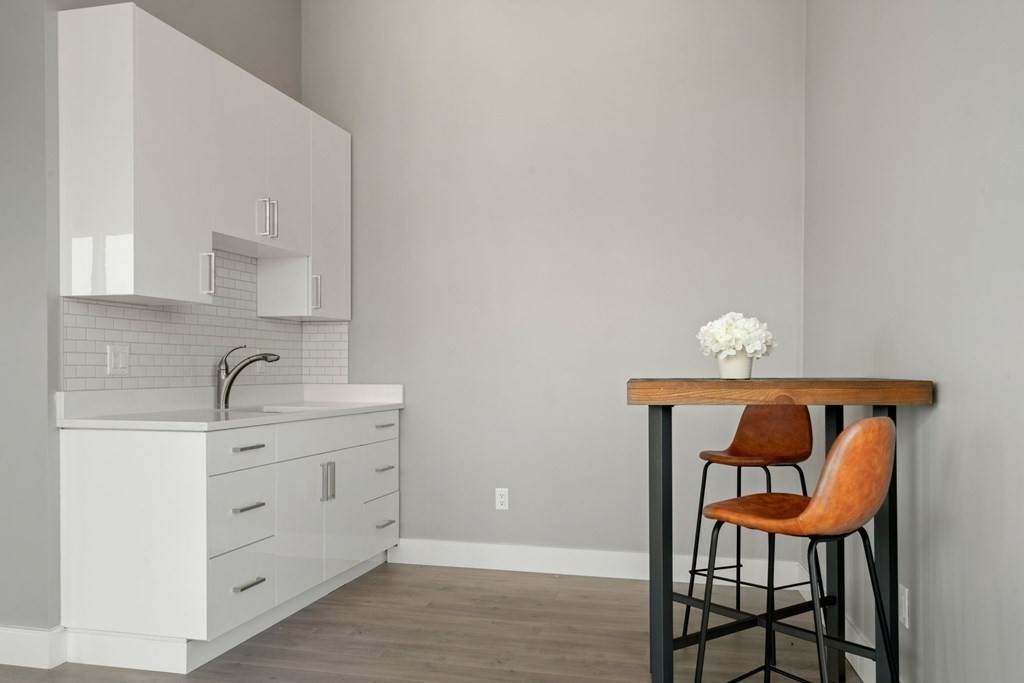 2 bed, 1 bath apartment for rent at 610 Rutherford Ave Unit 502, Charlestown — photo 13 of 15