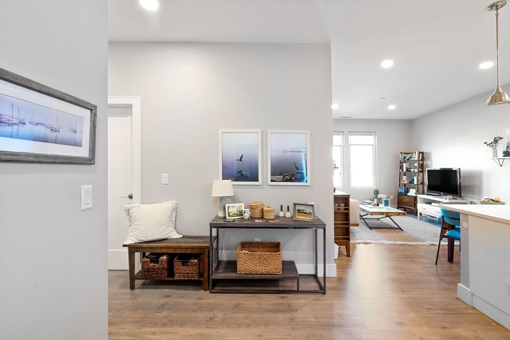 2 bed, 1 bath apartment for rent at 610 Rutherford Ave Unit 502, Charlestown — photo 4 of 15