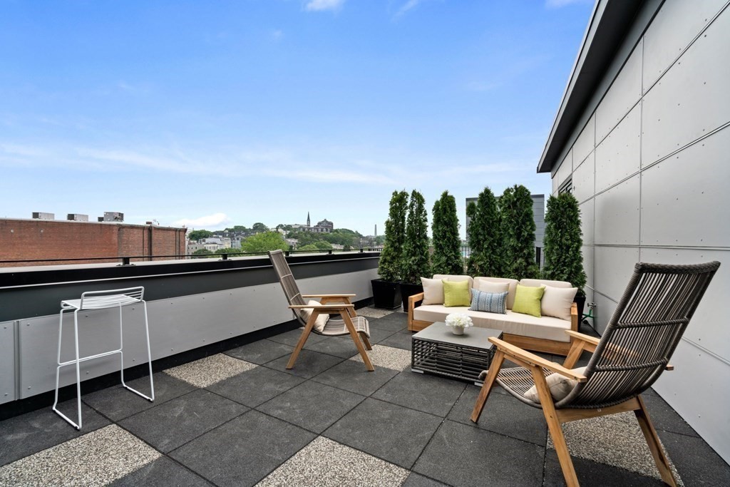 2 bed, 1 bath apartment for rent at 610 Rutherford Ave Unit 502, Charlestown — photo 9 of 15